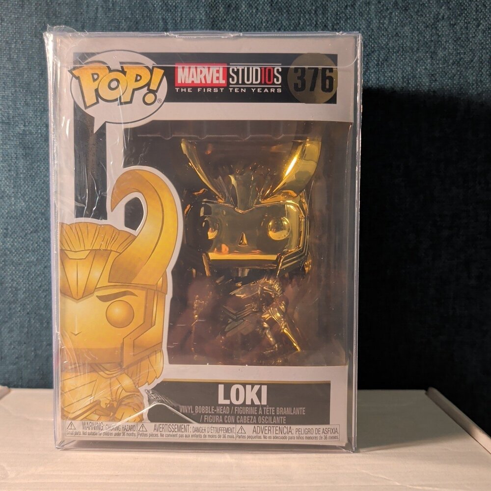 Funko Pop Marvel Studios The First Ten Years Loki 376 Gold In Box with Protector - Picture 2 of 16